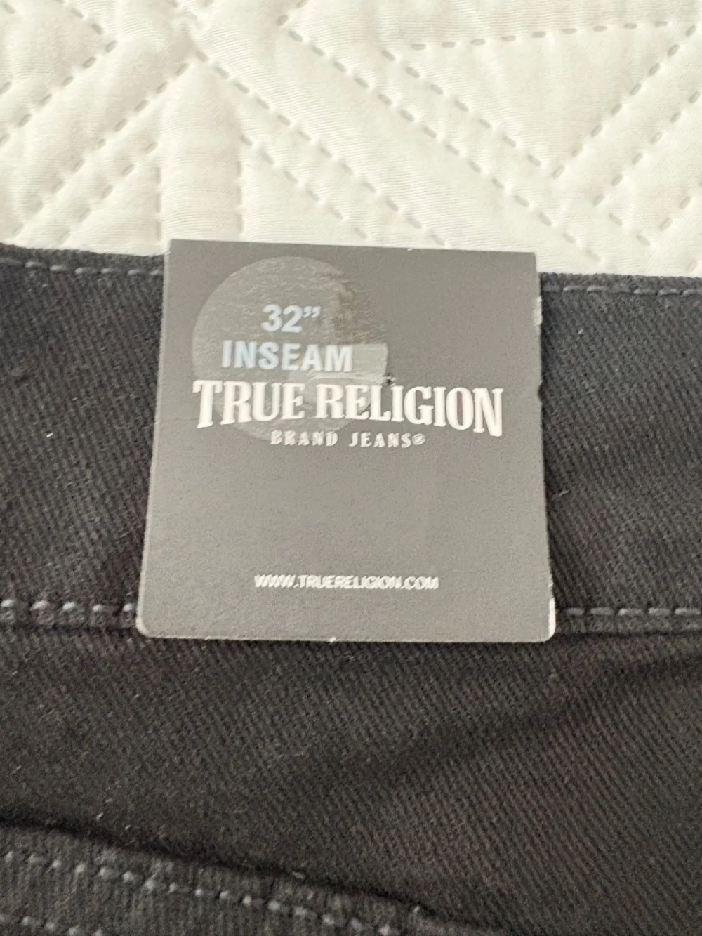 True Religion Geno No Flap SN Relaxed Slim Men's Jeans Body Rinse Black 36 x 32